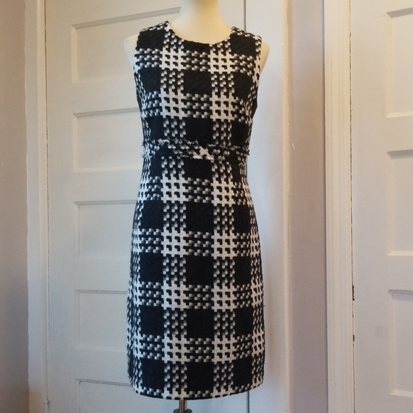 Merona Dresses & Skirts - Merona Houndstooth Dress, Size 12